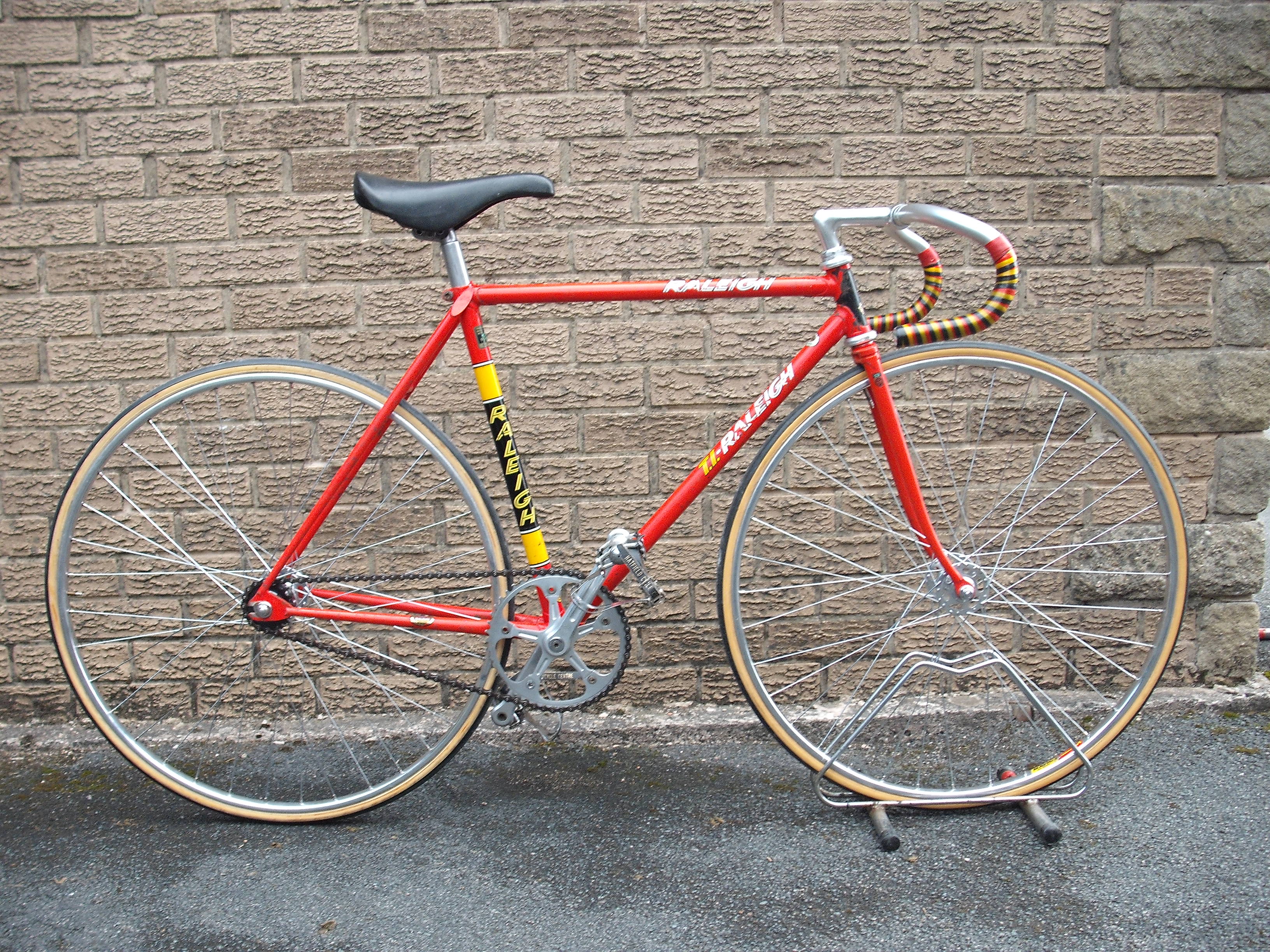 Raleigh store track bike